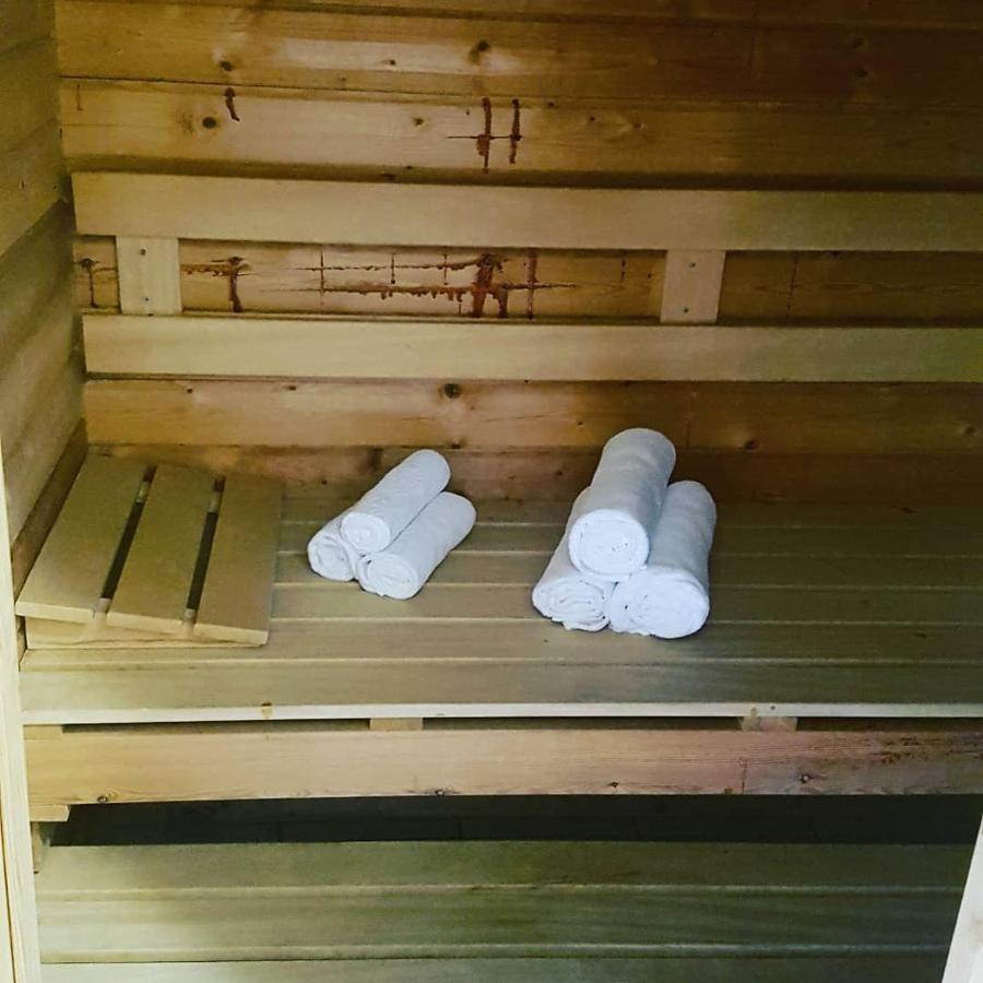 Готель Au Relais Du Gue De Selle Mezangers Екстер'єр фото